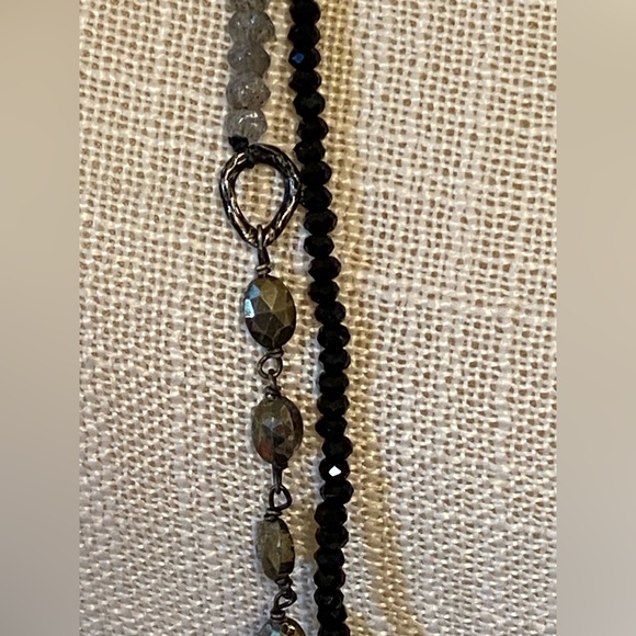 Love Heals Necklace - Picture 4 of 15